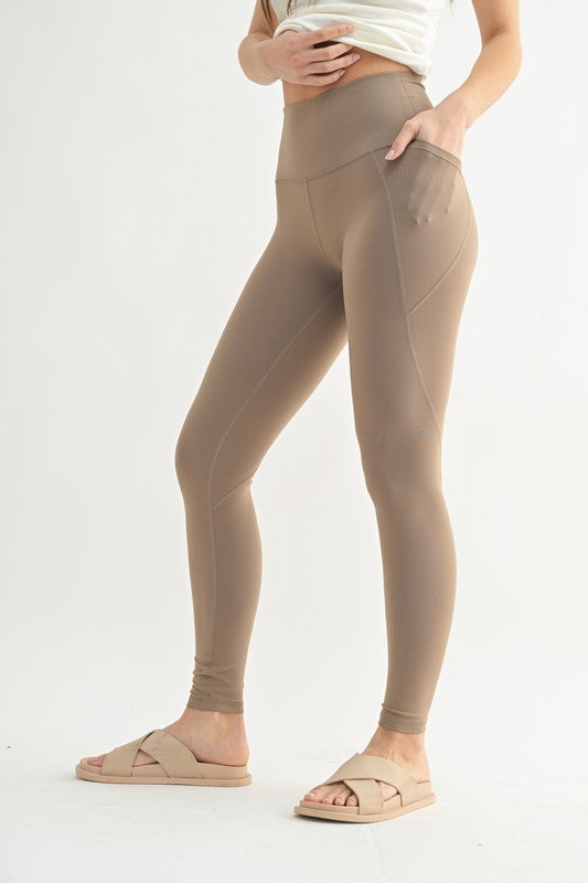 Tapered Solid Highwaist Leggings