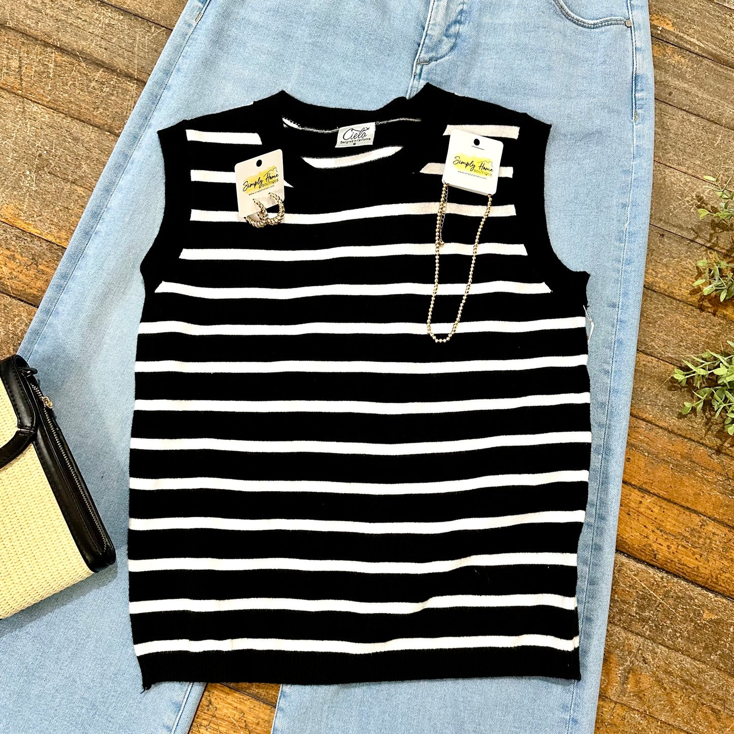Black & White Stripe Crew Top
