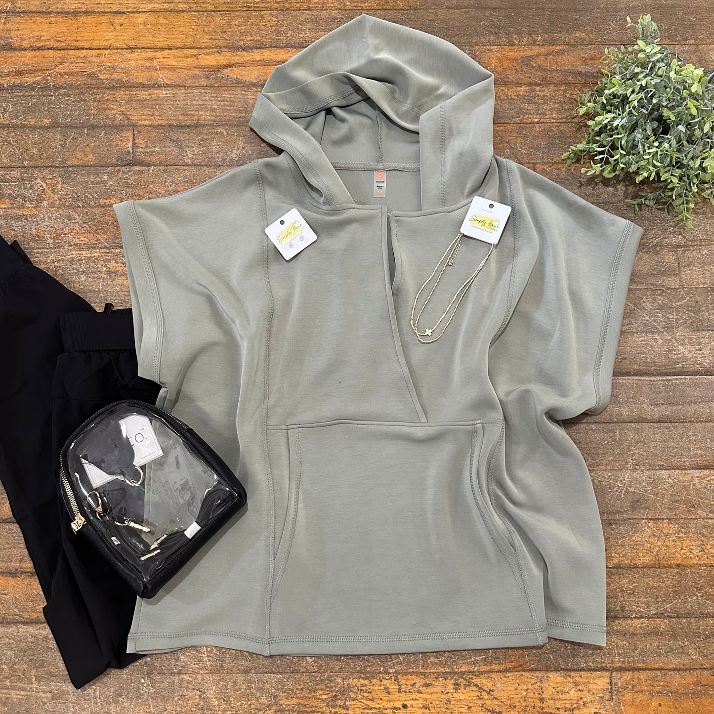 Laguna Box V-Neck Hoodie in Sage