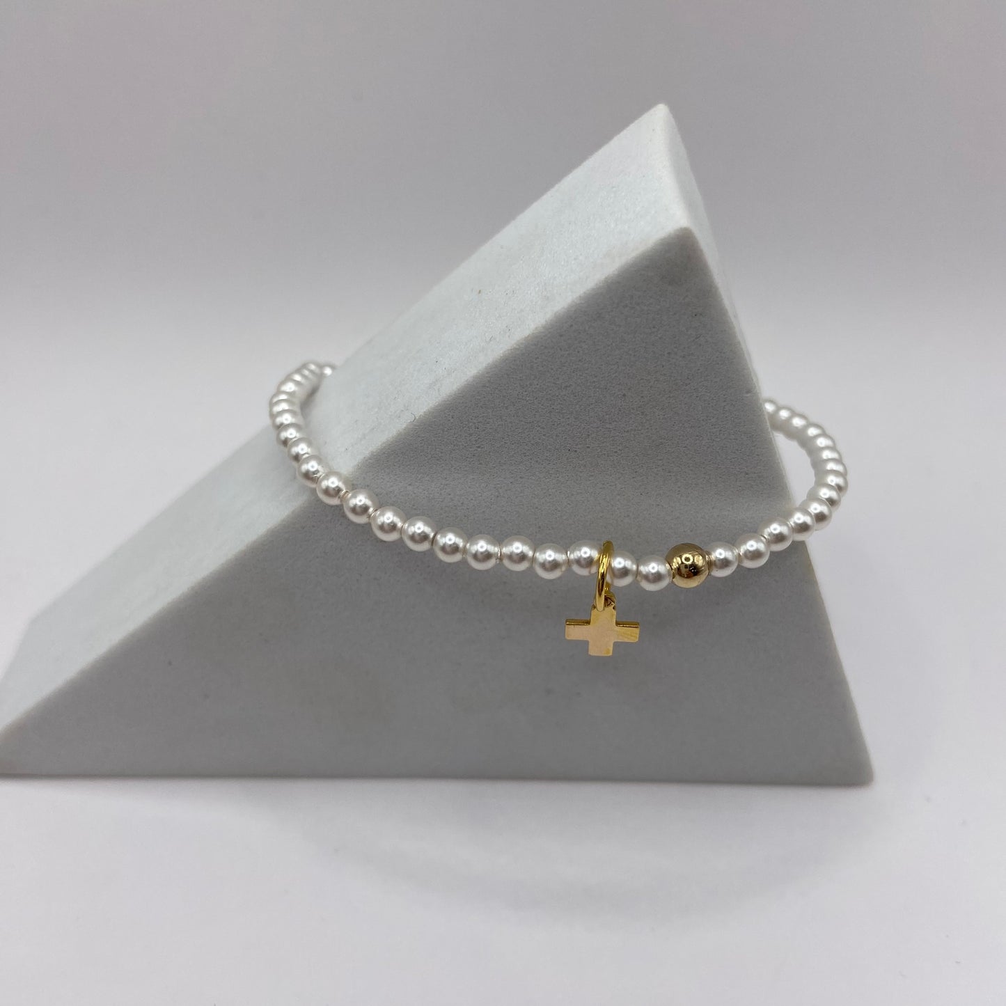 enewton Classic Pearl 3mm Cross Charm Bracelet