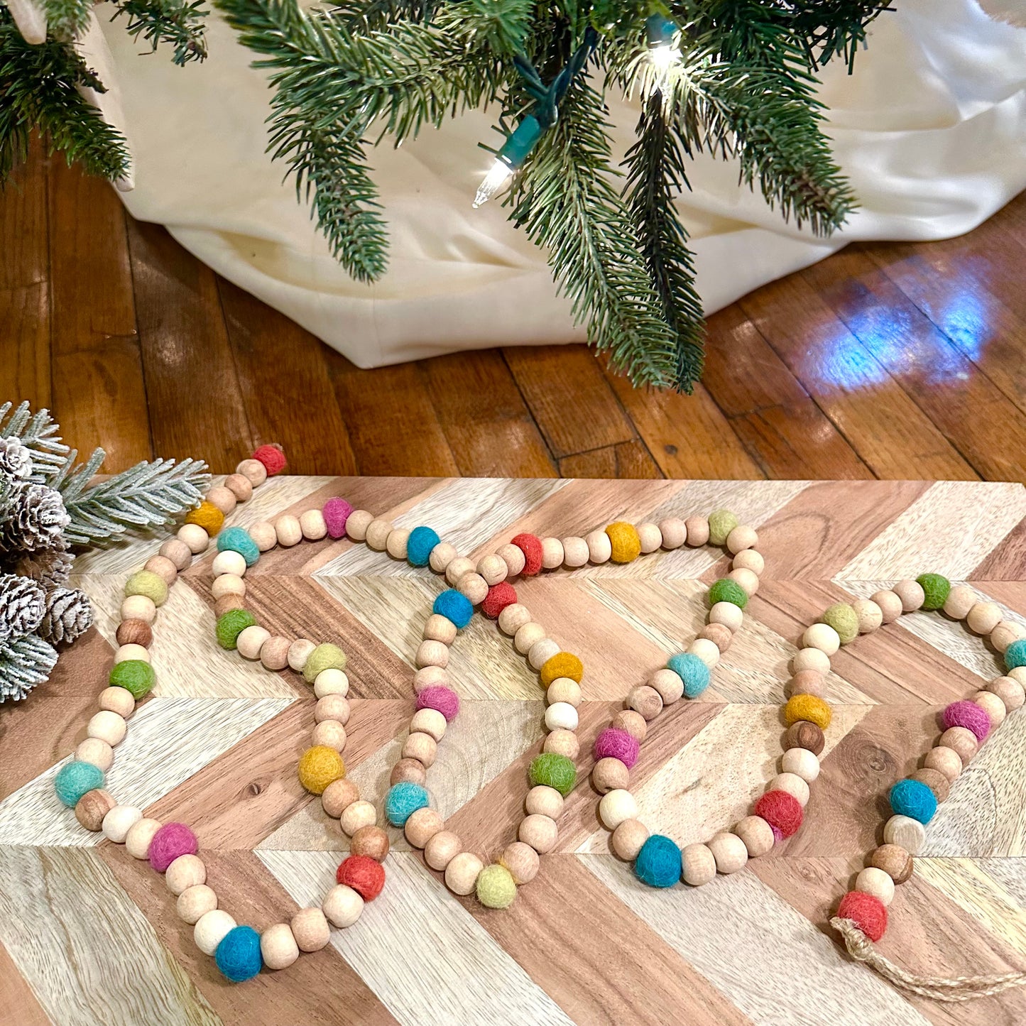 BrightWoodGarland.jpeg