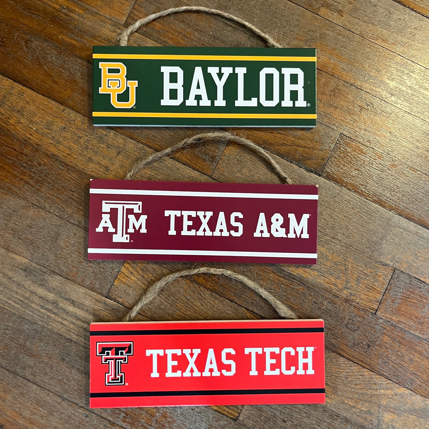 CollegeHangSign.jpeg