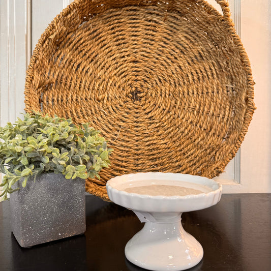 Scalloped Pedestal