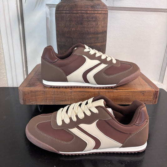 Retro Brown Sneaker