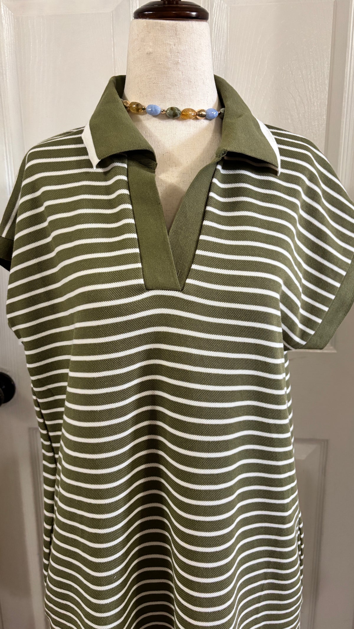 Drop Short Sleeve Striped Collared Knit Midi Dress with Pockets