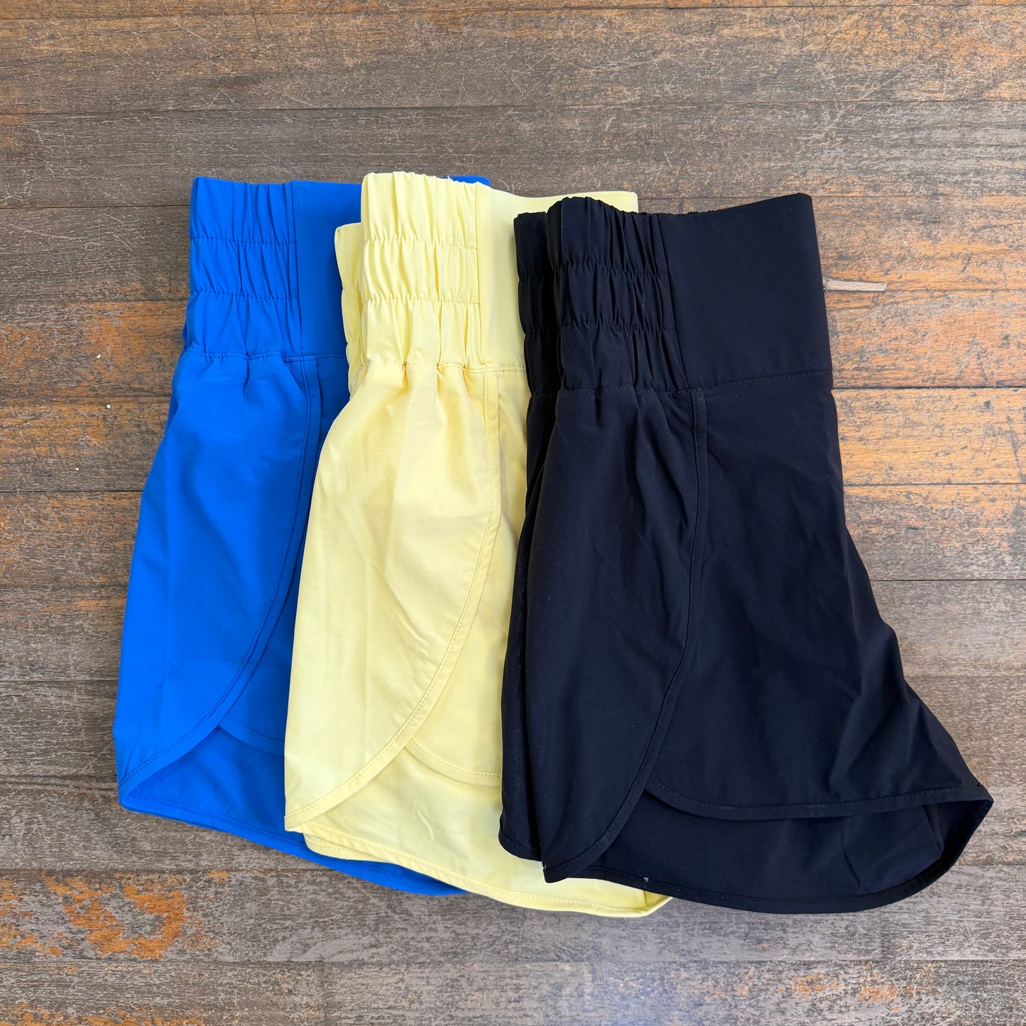 Contour Active Short