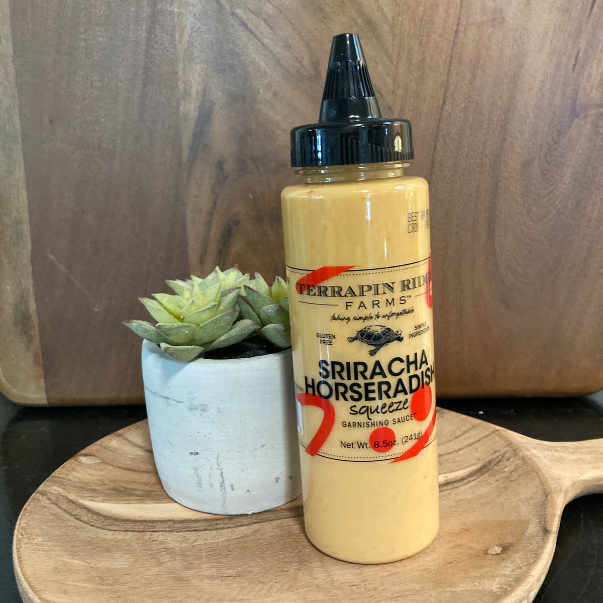 Terrapin Ridge Sriracha Horseradish Garnishing Squeeze