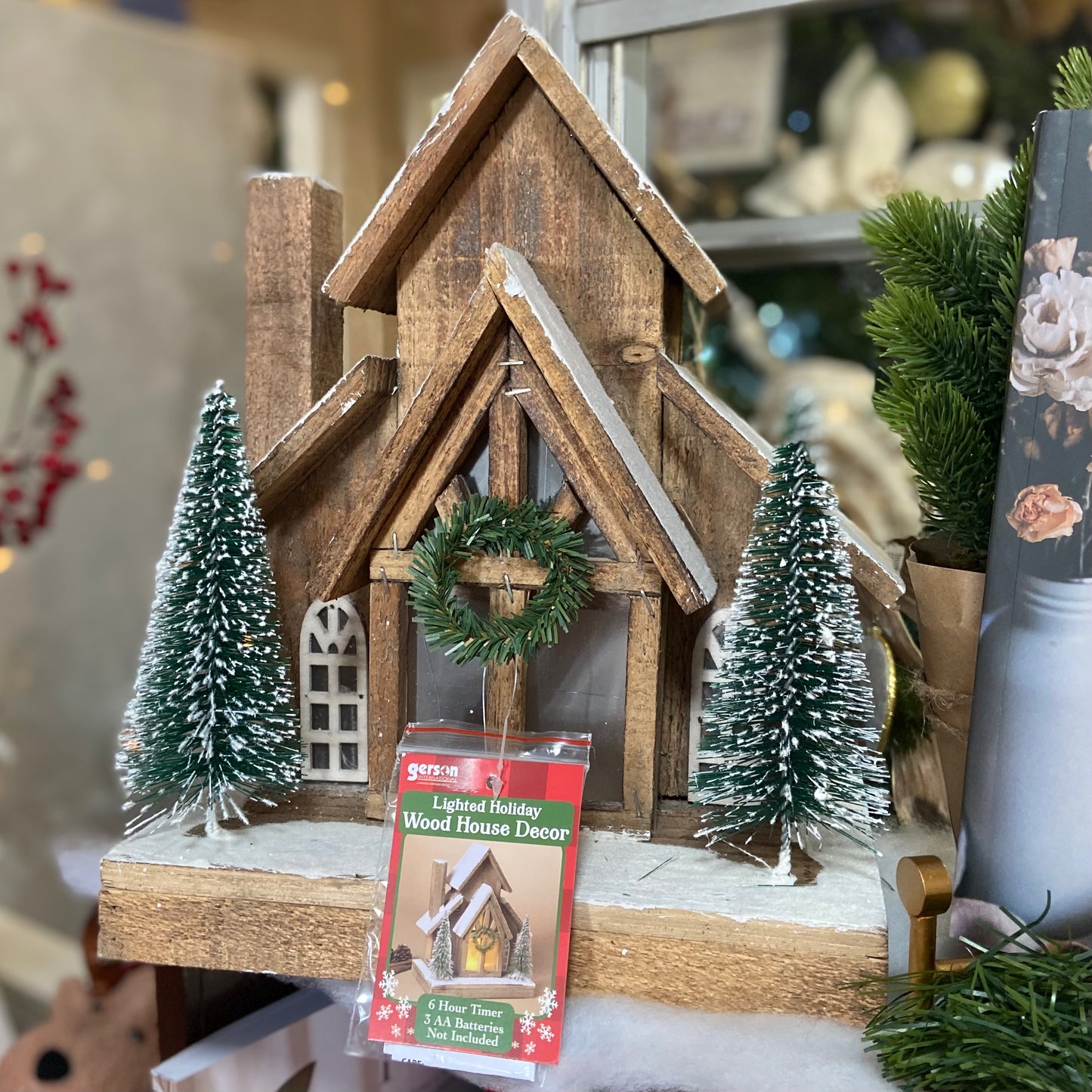 13" Light Wood House