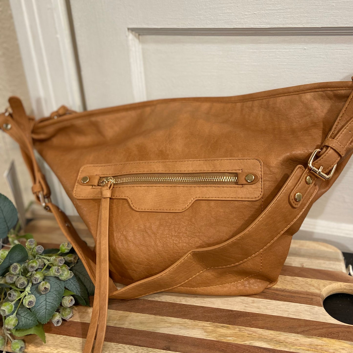 Jen & Co Leigh Hobo Bag