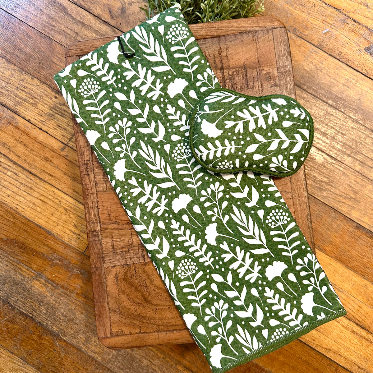 Once Again Anywhere Towel - Meadow Green