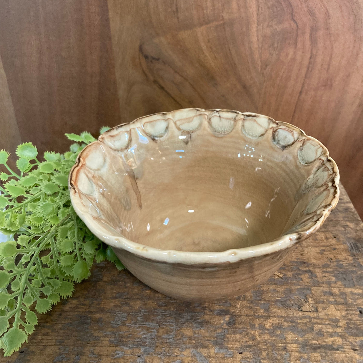 Botanical Scalloped Stoneware Bowl