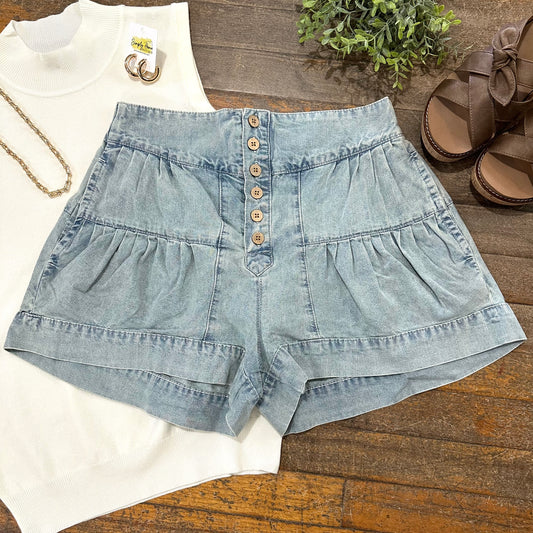 Chambray Pleat Short