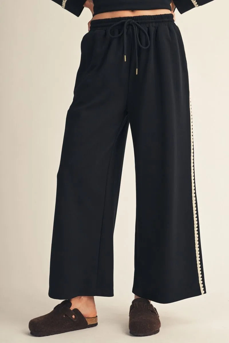 Scallop Trim Wide Leg Sweatpants
