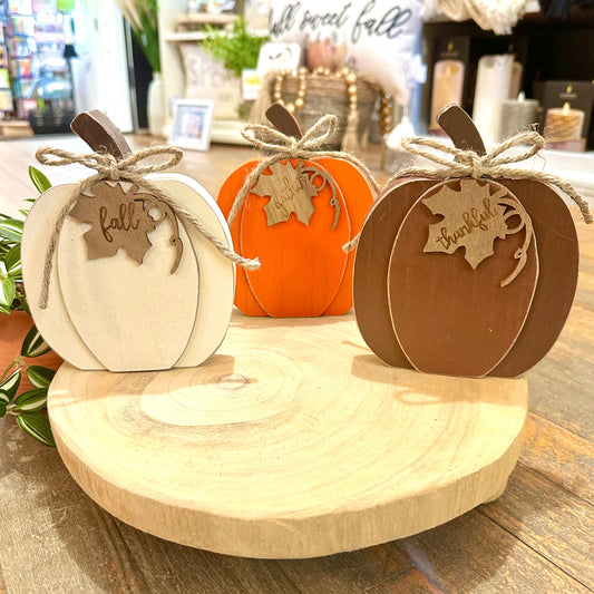 PumpkinwLeaves.jpeg